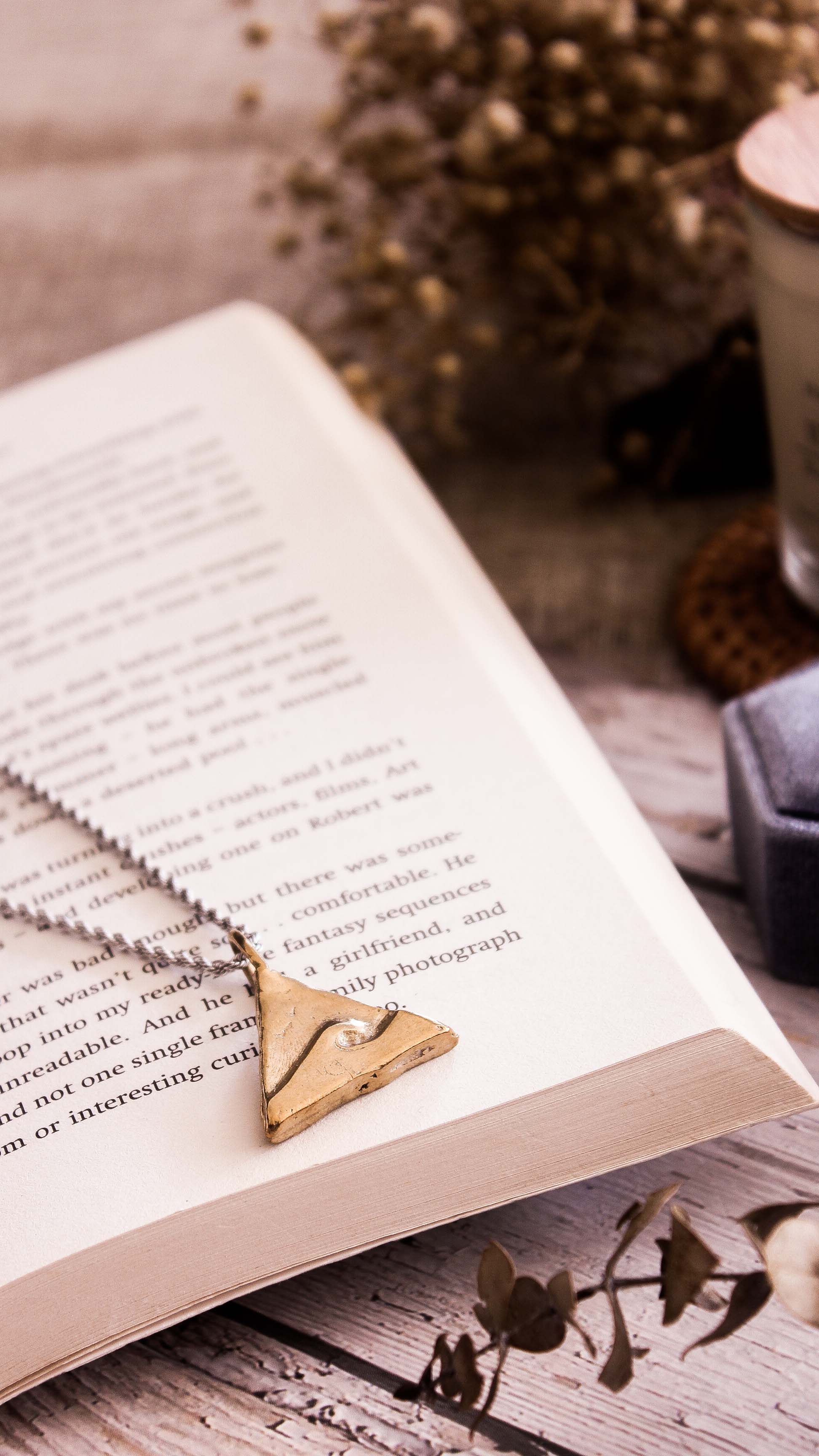 Thalassophile pendant