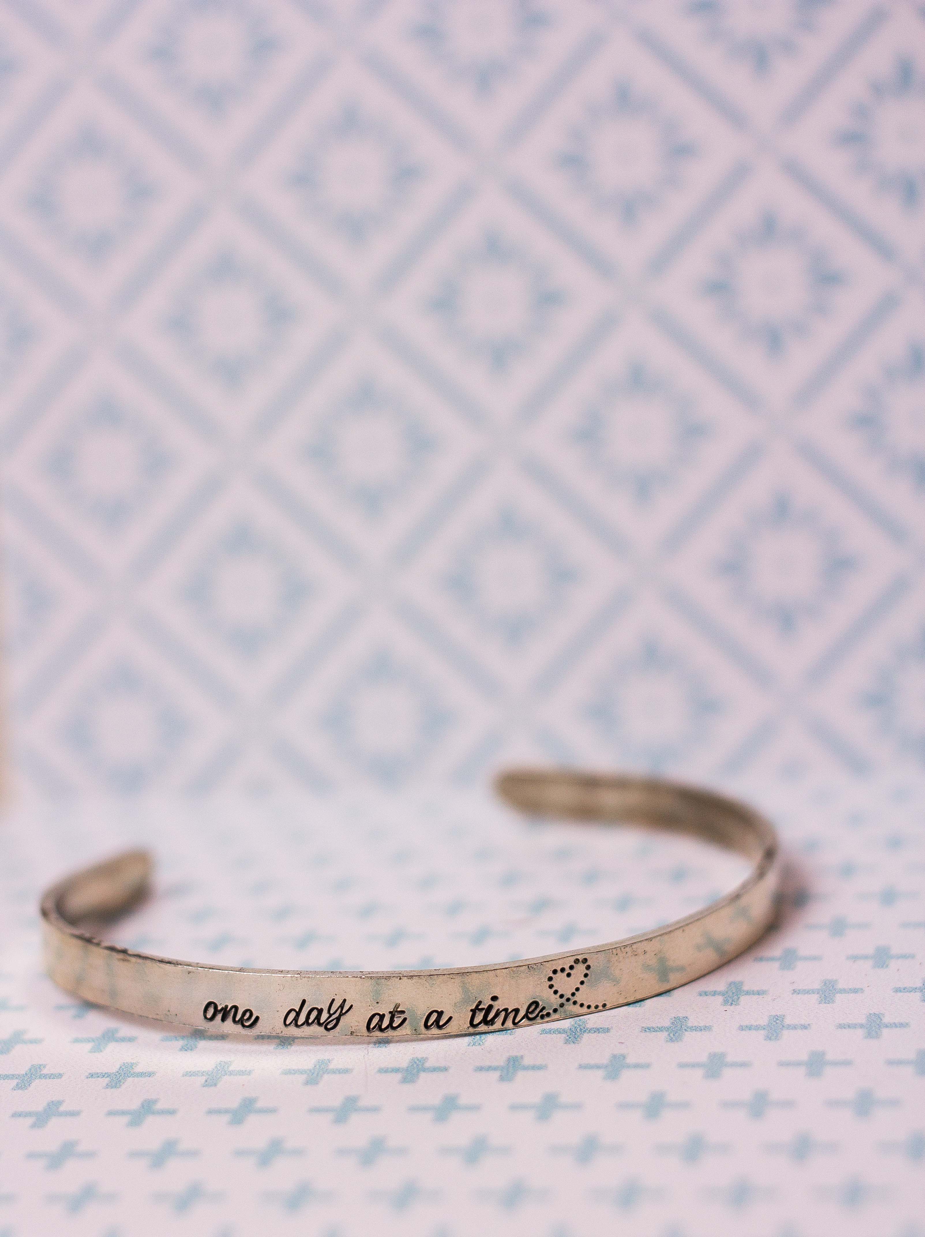Minimalist cuff