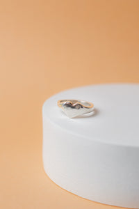 Heart signet